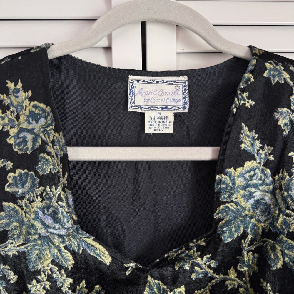 April Cornell Vintage Floral Velvet Short Sleeve Dress Black Cottagecore Medium - Picture 3 of 9